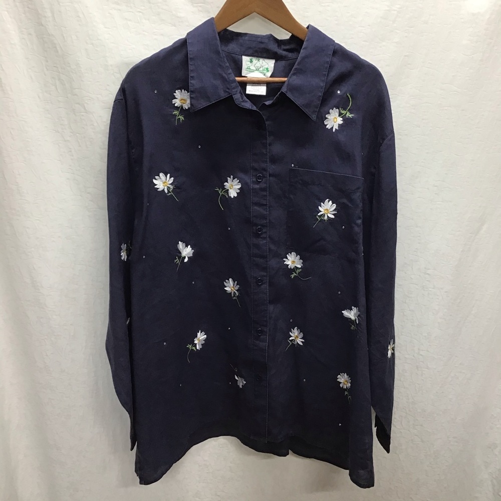 The Quacker Factory navy blue button up shirt w daisies  2X